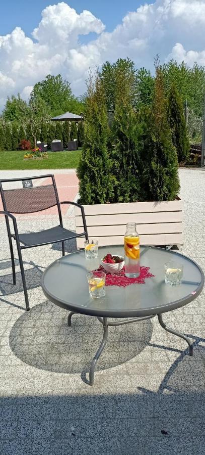 Ostoja Czersk Zamek Gora Kalwaria Apartment Exterior foto